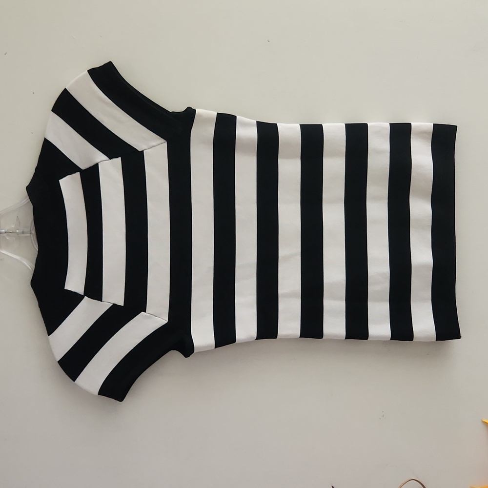 White House Black Market Black White Stripe XXS EUC Top - Picture 2 of 14